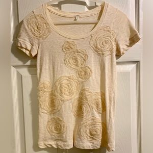 J Crew Embellished Flower Tee in Cream- size XS
